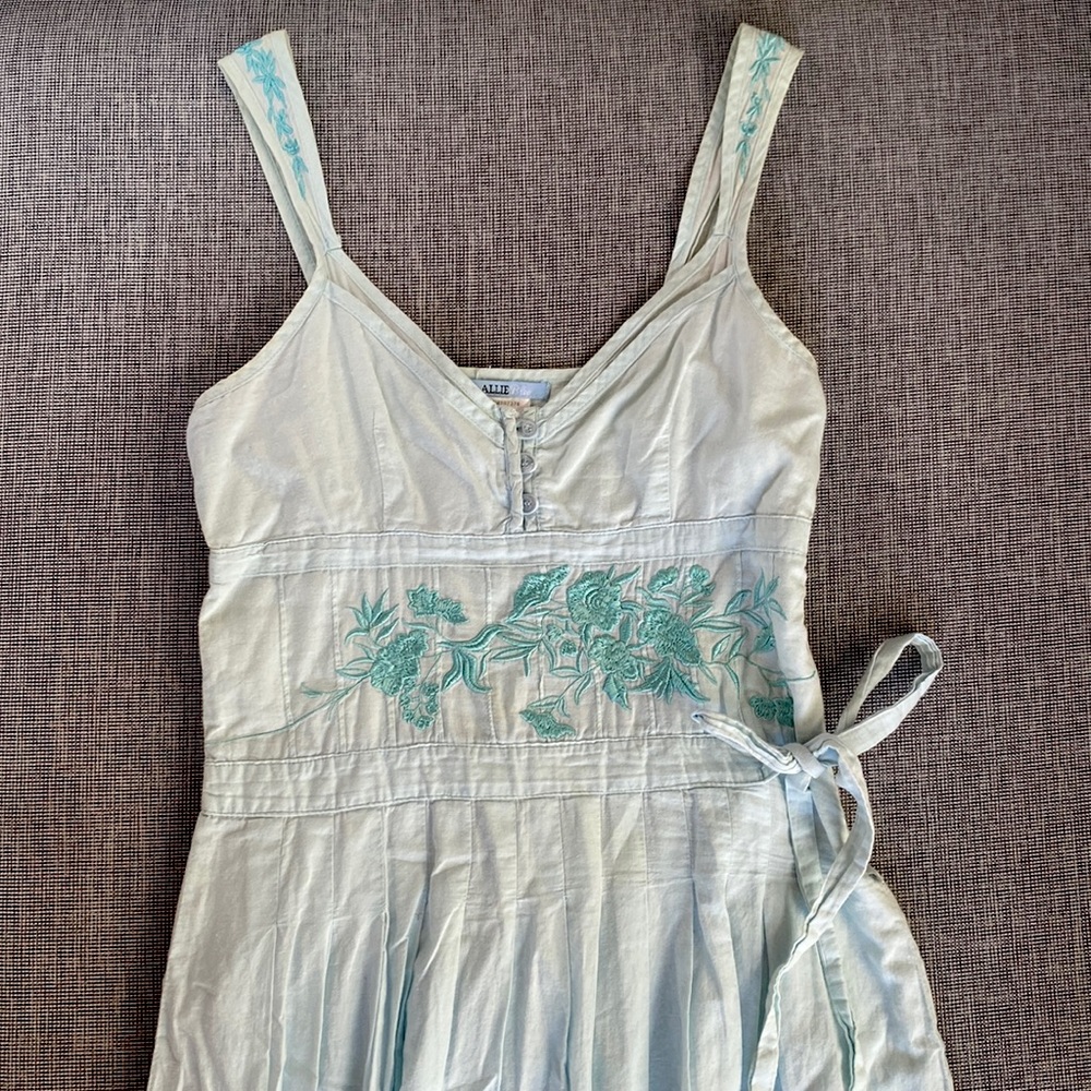 Embroidered midi summer dress